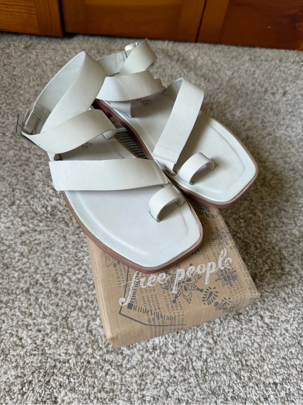 Free People white Romeo wrap sandals shoes sz 37.5-Sz 7